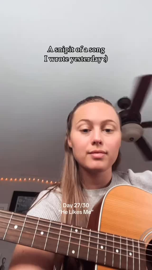 Day 27/30 - “He Likes Me” - 30 Days of Demos - Original song by Nikki Forbes
Playing around with drop and open tunings :)
#unreleasedmusic #nashvillepop #popartist #nashvillemusic #originalsong #30daysofdemos #helikesme