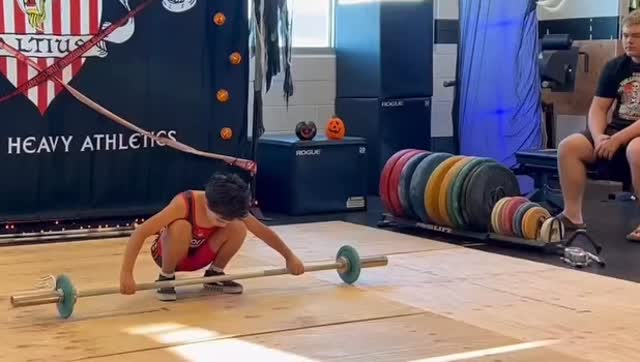 8yr old Saul goes 6/6! Attempts of 8,9,10 in the snatch and 12,13,14 in the clean and jerk! What an amazing young lifter!
Coaches that are coaching 11U:
Please teach them to fully squat in the lift! You’re not doing anyone any favors by allowing them to bypass this technique and power everything. Be a coach and teach them to get under the bar.
You don’t have to hit a qualifying total on your first meet! Focus on building confidence and having them demonstrate good technique in all 6 lifts!
#usaweightlifting #cleanandjerk #snatch #youthweightlifting #afterschoolprogram #heavyathletics #olympicweightlifting #usawweightliftingcoach