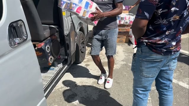 150+ relief packages.
One mission — help our people rebuild. Big up Charlotte NC crew, On Track Family, Sound Wave crew, Alicia Amor, and Damion Blaze!
Dee Side, Trelawny we stand with you. #visitjamaica🇯🇲 #JamaicaWithJ #HurricaneRelief #Trelawny #aliciaamor #ontrackdisco