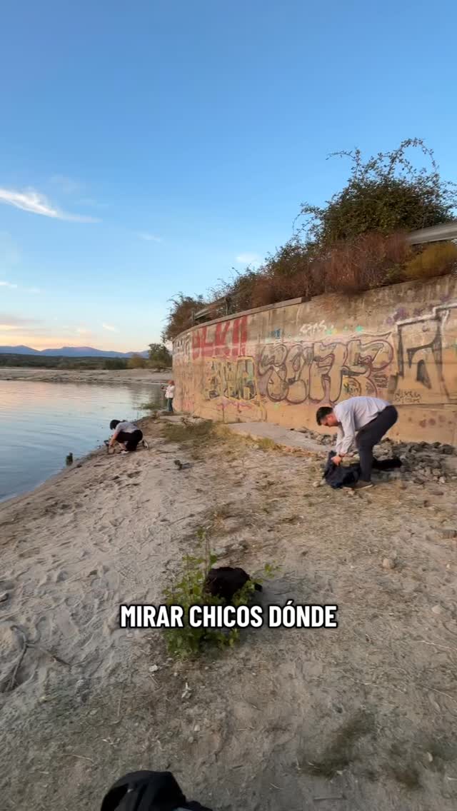 ¿Conoces la técnica “focus stacking”?
Es una técnica increíble para conseguir una nitidez extrema.
#fotografia #fotoscreativas #tipsdefotografia #clasesdefotografia #shooting #tutorialfotografia