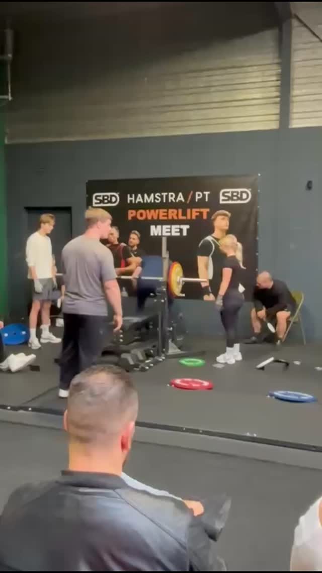 Vandaag 105kg gehaald tijdens de powerlift meet in hamstraPT