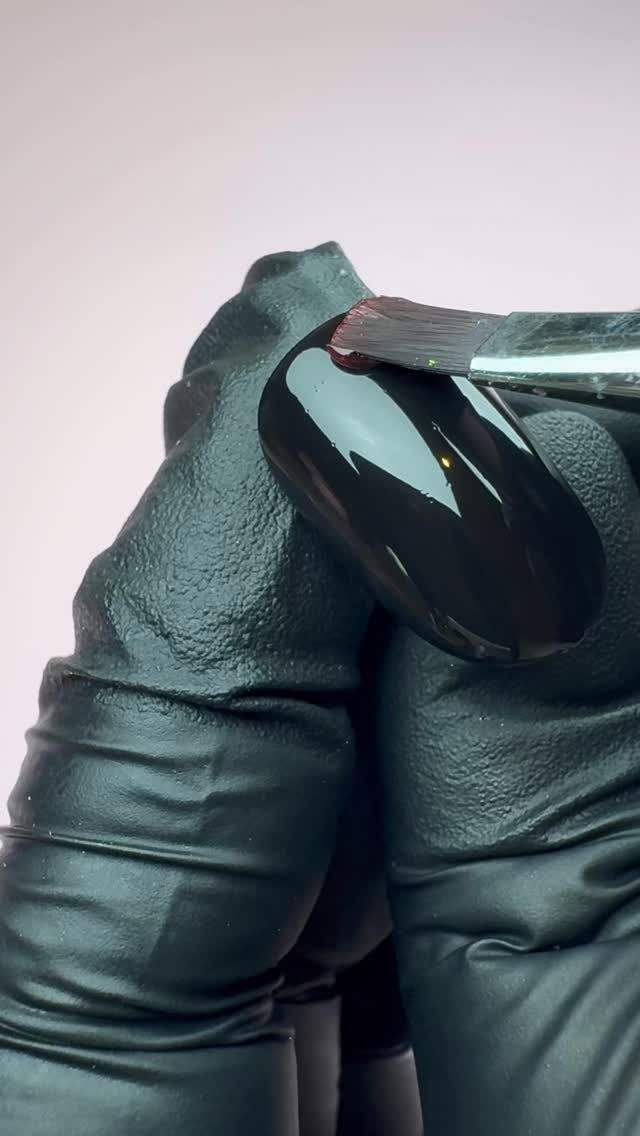 Day 2 of 30 days of nail art. This time cat eye maple leaves.
What do you think? 🤔 🖤
#nailart #naildesign #instanails #nailsofinstagram #nailstagram #gelnails #nailartist #manicure #nailsoftheday #nailartchallenge #30daynailartchallenge #nailtechlife #uknailtech #britishnailtech #naileducation #theresultsnails #nailarttutorial #nailtrend2025