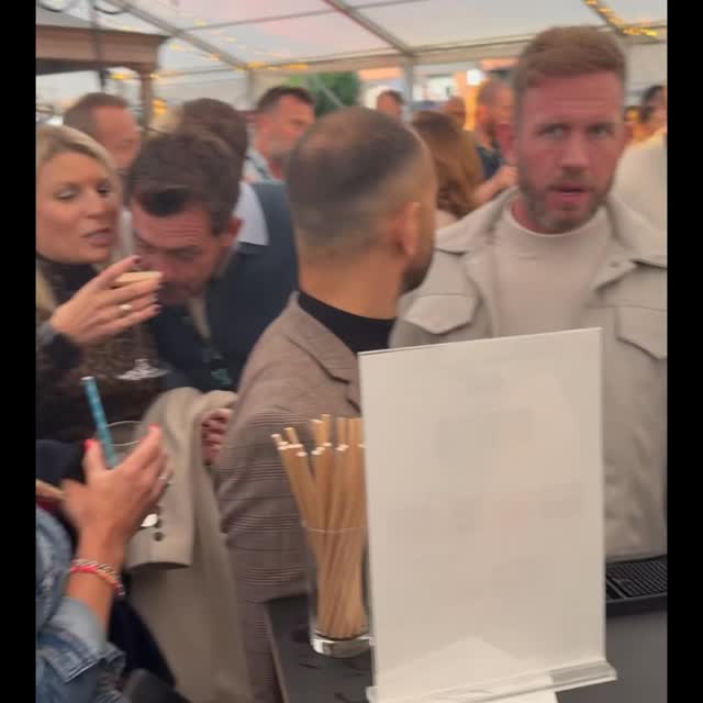 🔊Turn your sound up for seasonal music PTSD...
All you want for Christmas is... to be able to serve a room full of thirsty party-goers with minimal operational headache and maximum speed - even when you’ve got a backbar full of seasonal temps!
How many of you can relate to this scene?
Luckily, whether it’s serving 1 or 1000 cocktails,
THINK DRINKS Creator System has got you covered.
It’s not too late. You can’t stop the same 12 Christmas songs on repeat, but we can certainly make your serving experience a whole lot easier.
Drop us a line when you’re ready to Think smarter and Drink better!