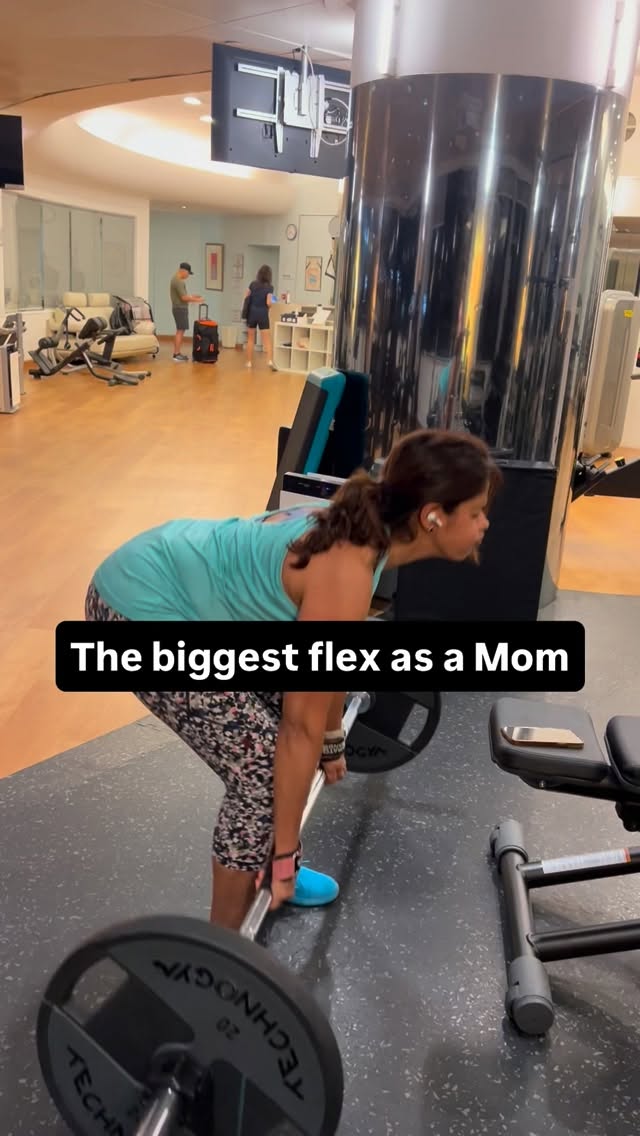 Who says you peak in your 20s ??
The biggest flex as a mom isn’t to tell to your kids how strong and athletic you used to be BUT it is showing them how strong you STILL ARE . 💪Now ! ✅
We are the moms in our 40s who are rewriting the script .
📍Want to be part of this ? 🙋♀️
📲DM ME to start your customised program . 🚨
We have family . We have kids . We have careers . But we show up . We sweat . We build a stronger body and mind 🧠 together
I love you all my FITMOM ❤️
And I am so proud of you all for your efforts , for your trust and for helping me to build a stronger community of FITMOM . 🌸
This was the goal and my purpose when I launched Chiarafitmum to empower other women to become the strongest version of themselves 🌺
More videos will come up . ✨💪❤️
#fitmomsinspire #personaltrainer #coachsportif