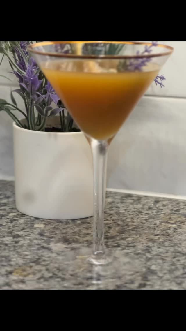A Hennessy & OJ but make it Well Poured! This is a year-round drink that’s perfect for both the ladies and gents.
• 2 oz Hennessy
• 1 oz Ginger Syrup
• .5 oz lime juice
• 2 dashes of lavender bitters
• .5 oz passion fruit puree
• mix w OJ
• Optional: add basil syrup for an elevated touch!
#cocktails #falldrinks #fallcocktails #hennesy