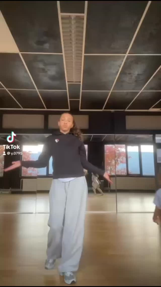 🤣🤣 - Met @yjf1203