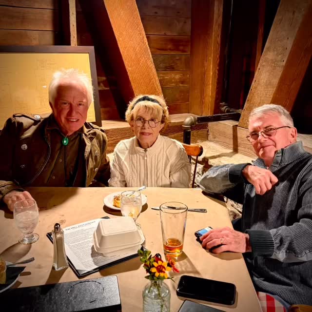 Such a blessing to share a great salmon and German potato pancake meal last night with my sister @khowell52 and Randy @randallhowell71 at Tin Mill Steakhouse in my hometown of @hermannmissouri …