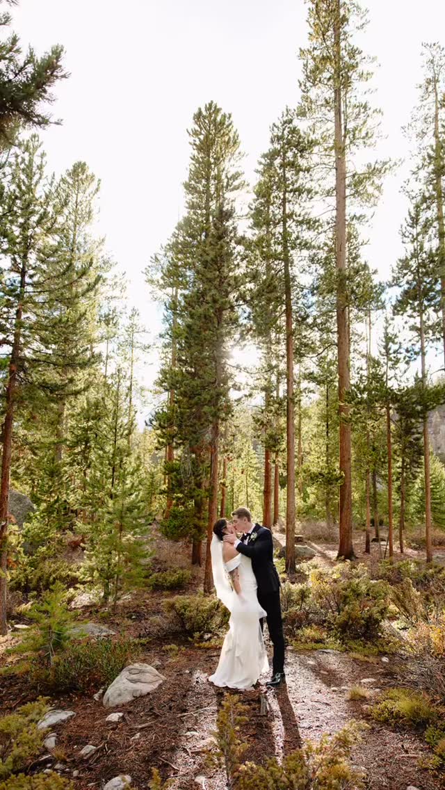 Oh, this is love. Mmhmm 🎶 @leahlach_photo @bellatady @c.tady1 #coloradowedding #microwedding #coloradophotography #wedding #lovestory #weddingplanner #weddingcoordination
