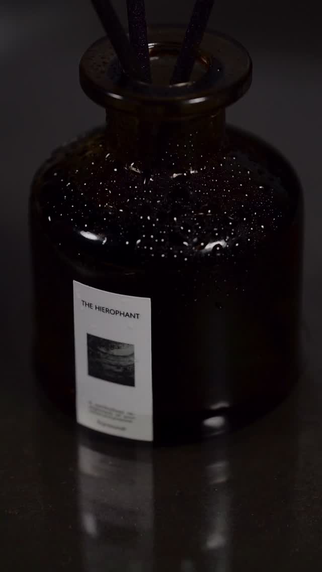 Message from The Hierophant 🪬
〰️ Soulful Realignment 〰️
Reclaim your inner compass and rediscover your personal values as you navigate life’s twists and turns. Back to your roots, reclaim your innate sense of grounding and stability.
DM to shop The Hierophant — a Mystic Series Collection
🪬 Frankincense + Vetiver
#tarotcard #tarotreading #majorarcana #universemessage