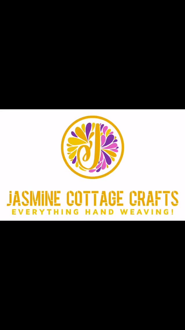 ✨ Just finished two gorgeous 100% silk scarves — handwoven using a brand new technique for me called moire interleave! It creates an incredible, highly textured fabric with a stunning drape and luxurious feel.
I’ve woven two different colourways and finished each in its own unique style — can’t wait for you to see them!
All wrapped up just in time to take to @socroart this Sunday 🤩
#handweaving #farnhamcrafttown #buylocal #frensham #surreyartistsopenstudios #handwoven #surreyhills #creatorsoflouet #luxuryaccessories