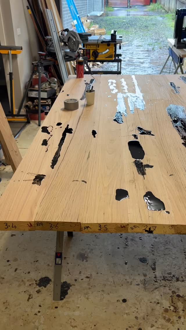 Good day to be in the shed putting some resin down and sorting some custom boards with @oasis blasting out after seeing their epic concert on Saturday night!!! This rain is unrelenting 👌