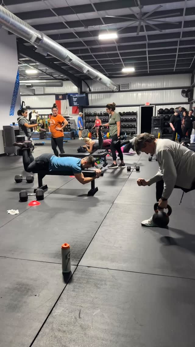 You build strength by showing up and lifting with intent.
Trap bar deadlifts train your legs, core, and grip.
They develop power. They build confidence. They raise your standards.
You lift heavy here.
You get coached here.
You get stronger here.
If you want results, pick up weight and push yourself with purpose.
#alignathletics
#thealignathletics
#trapbardeadlifts
#strengthtraining
#strengthandconditioning
#functionalfitness
#houstonfitness
#tomballtx
#cypresstx
#personaltraining
#smallgrouptraining
#womenwholift
#fitmoms
#athletedevelopment
#strongereveryday
#trainwithpurpose