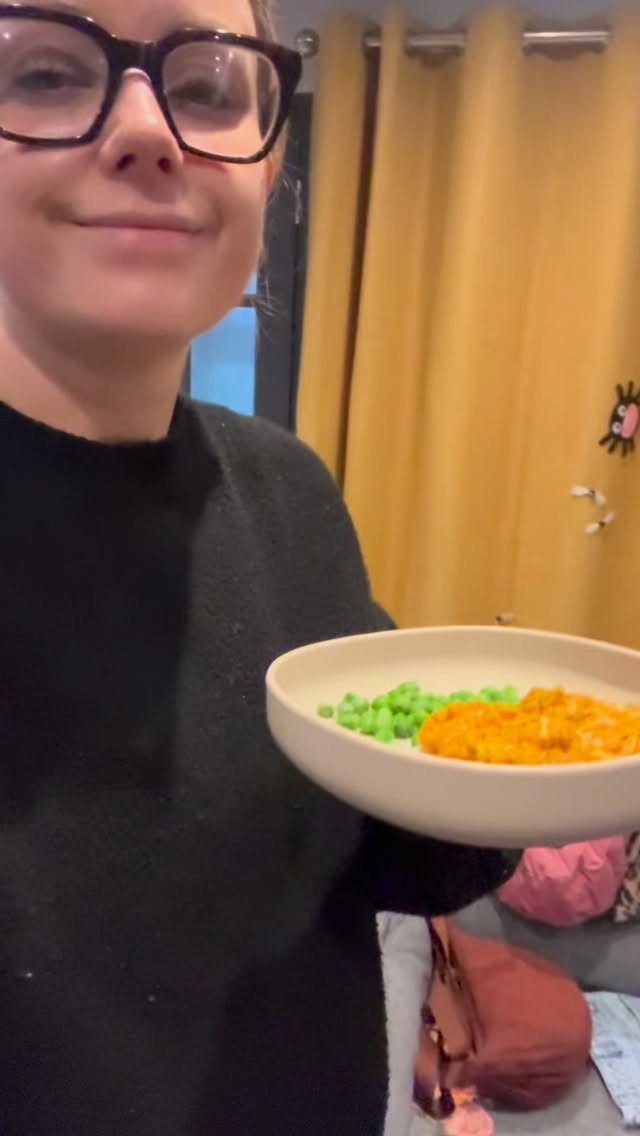 Parenting sometimes feels like a long-term behaviour change study⌠where your participant keeps loudly rejecting the intervention
You serve the colourful, balanced meal, smiling optimistically â waiting for the inevitable dramatic âThatâs disgusting!â (before they eat a plain rice cake with joy).
But hereâs the truth: youâre still doing it right.
Because habits, whether for adults or kids, arenât built on perfection. Theyâre built on persistence, modelling, and good humour.
Every time you calmly reintroduce that veggie, or model trying new things, youâre shaping not just eating habits but psychological flexibility: the ability to stay open, curious, and consistent in the face of discomfort (and theatrical reactions).
ACT calls this values-led action â doing what matters, even when itâs not easy (or quiet).
So if youâre smiling through the chaos tonight, consider it an act of parenting excellence and psychological science in motion
đĄ Reflection Prompt:
âWhat value am I modelling right now â patience, health, persistence, humour?â
#ParentingInProgress #BehaviourChange #ACTTherapy #ValuesInAction #ParentHumour #PsychologyOfParenting #SmallStepsBigChange #HealthyHabits #MindfulParenting #TherapistThoughts