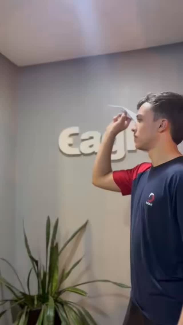 O aviãozinho subiu, o preço desceu 🤑🖤
🚀 Black da Eagle vem aí: o melhor voo pro teu inglês!
#blackfriday #aprenderingles #vempraeagle #inglesonline #ingles