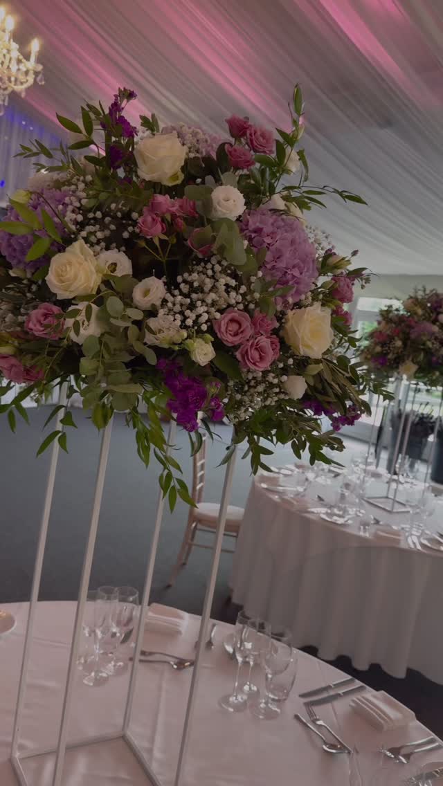 #weddingflowers #essexflorist #weddinginspiration #floraldesign #weddingflorals #weddingdecor