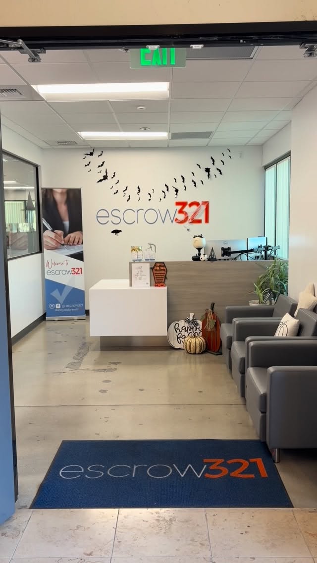 📣 Breaking news! ✨ The Mrs. Ropers have officially taken over escrow321 and Escrow has never looked so fabulous! Expect to see some bright colors, big smiles, and a lot more fun in every closing! 🌺🏡💃
#mrsropervibes #escrow321hasfun #realestatewithflair