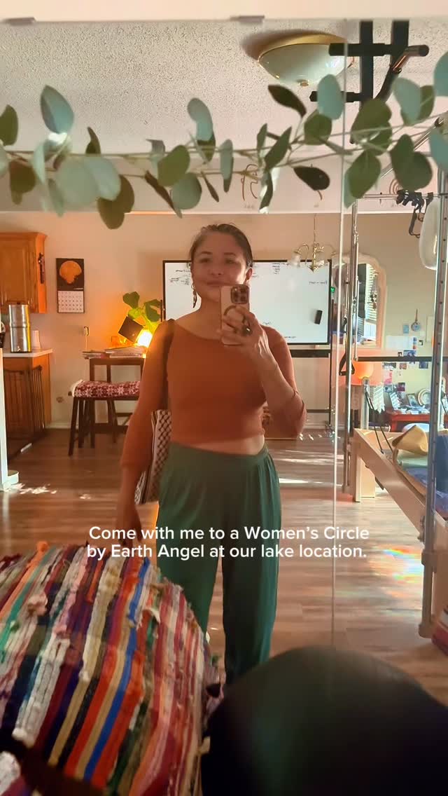 Just vibes- no voiceover or added music. Thank you to @earth.angel_jasmine for this beautiful circle during sunset! 🌅
#ftworth #eaglemountainlake #womenscircle #womenempowerment