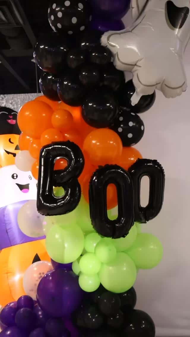 Trick-or-treating, games, and shows galore — we loved celebrating with you all! Have a safe and happy Halloween! 🎃✨