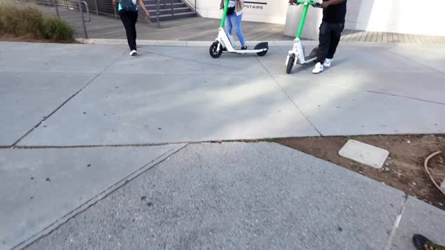 🎙️ “Can it be stopped?”
During our latest Ruk With SFX, Paul Wilson spoke with one of the community members about school shootings — asking the hard questions that so many of us think about but rarely get to discuss face-to-face.
At Ruk With SFX, our focus is on saving lives through awareness, education, and real solutions that make safety possible without taking away responsibility.
These conversations matter. Every walk is about more than miles — it’s about bringing people together to talk, to listen, and to find a way forward.
👟 One mission. Every step matters.
#RukWithSFX #CommunitySafety #EndGunViolence #OneMissionEveryStepMatters #WalkForChange #SaferCommunities