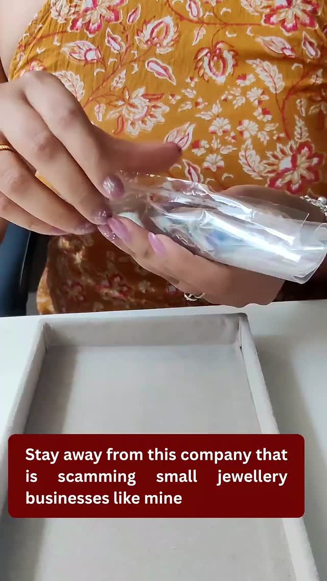 Don't buy from @beadsnfashion . They claim something and then dont deliver whatthey promise . Extremely bad customer service.