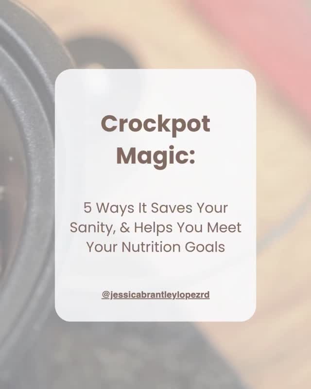 Real talk: some nights I am one meltdown away from ordering fast food. Enter the CROCKPOT.
This baby can make meal prep and a busy week night meal much more manageable. Keeping you on track to meet your nutrition goals.