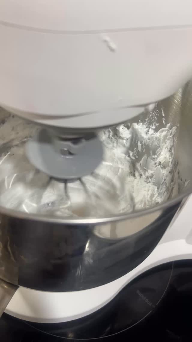 Thank you to all the patrons who came out every Sunday to shop with us, especially for welcoming me into your community. Hopefully I’ll see you on Saturdays at the @leesburgfarmersmarket !!!!