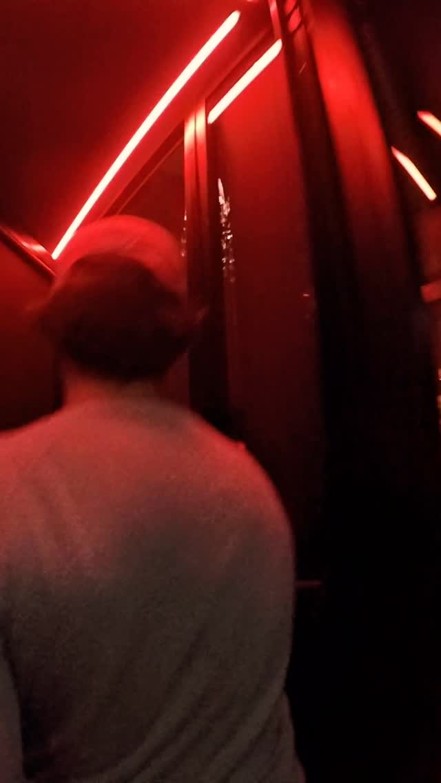 Mandostan x Spazio Diaz 🪩
7 Novembre 2025
#mandostan #spaziodiaz #disco #discomilano #edit #photography #discoedit #techhousemusic #fun