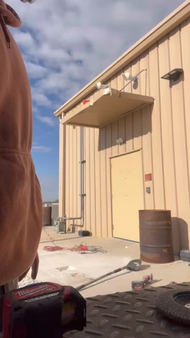 Weekend grind! #freshstart #handyman #contractorlife #freshlook #hustleandgrind