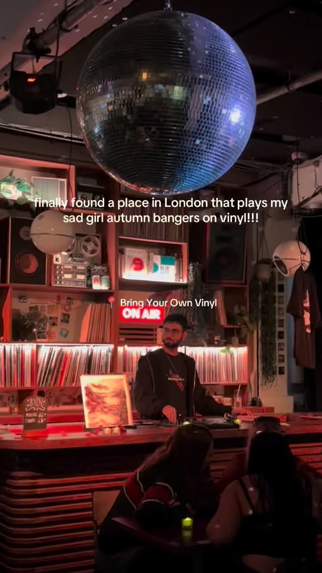 every Wednesday 🤝 free entry
📍 Cafe1001, Shoreditch
(pls bring us more Bon Iver!!)
#byov #autumn #dj #shoreditch #boniver