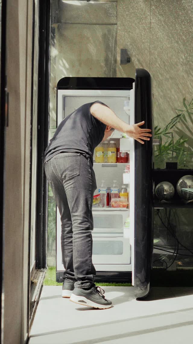 La función y el diseño, nos representan muy bien es por ello que siempre tratamos de estar inspirados en espacios, marcas, objetos o personas comparten esa idea o esencia.
#DesnivelArquitectos
#Smeg