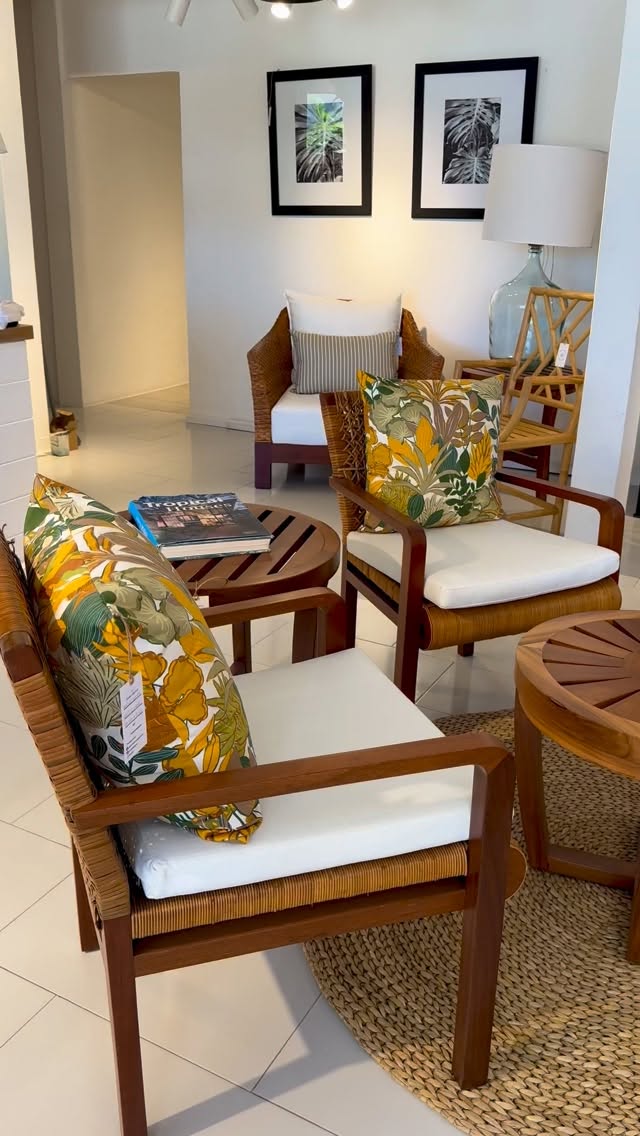 Step into Island Lifestyle — our brand-new home interior shop 🌿
Discover locally made furniture, pendant lights, and unique décor pieces that bring island charm into your space.
Come visit us and experience our one-of-a-kind collection in person 🏝️
📍 Located in Grand Baie, Twenty Foot Road.
📲 Contact us on WhatsApp (+230 5802 1875) or DM us on our social media platforms for more info.
🪡 Custom-made orders available.
-
Découvrez Island Lifestyle — notre toute nouvelle boutique de décoration intérieure 🌿
Explorez des meubles locaux, des suspensions et des pièces décoratives uniques qui apportent le charme insulaire à votre intérieur.
Venez nous rendre visite et découvrez notre collection exceptionnelle en personne 🏝️
📍 Situé à Grand Baie, Chemin Vingt Pied.
📲 Contactez-nous sur WhatsApp (+230 5802 1875) ou envoyez-nous un message sur nos réseaux sociaux pour plus d’informations.
🪡 Commandes sur mesure disponibles.