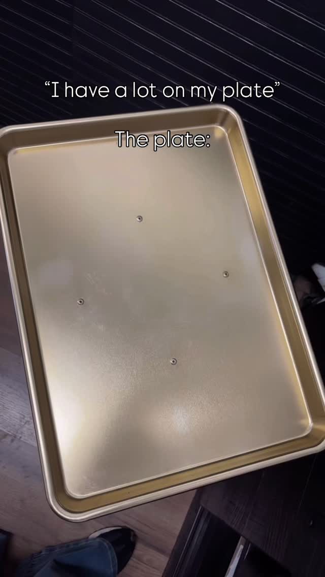 Look up on our Bio yo book your appointment ✨
#welcometooursalon #nmsalon #hairofyourdreams #hairgoals #knchairstudio