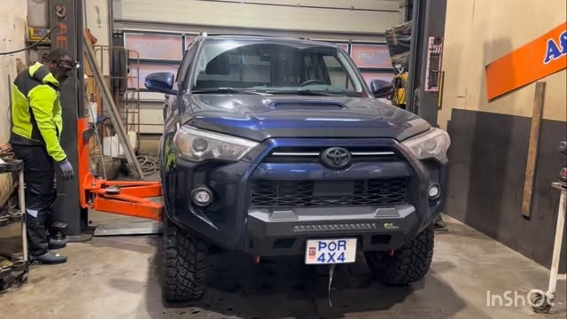 .
🇮🇸 10 ára ábyrgð fyrir nýja bíla 🚘✨
Ef bíllinn þinn er splunkunýr frá framleiðanda,
verjum við hann með fullri 10 ára ábyrgð.
Keyrðu með sjálfstrausti,
nýi bíllinn þinn helst öruggur og sterkur í heilan áratug.
www.SmariHolm.com
#RYÐVÖRN #BIFREIÐ #BÍLL #BÍLAR #VERKSTÆÐI #VERND #SMUREFNI #NSF #GEGGJAÐ #ICELAND #ÍSLAND #UMHVERFISVÆN #NÁTTÚRULEGT