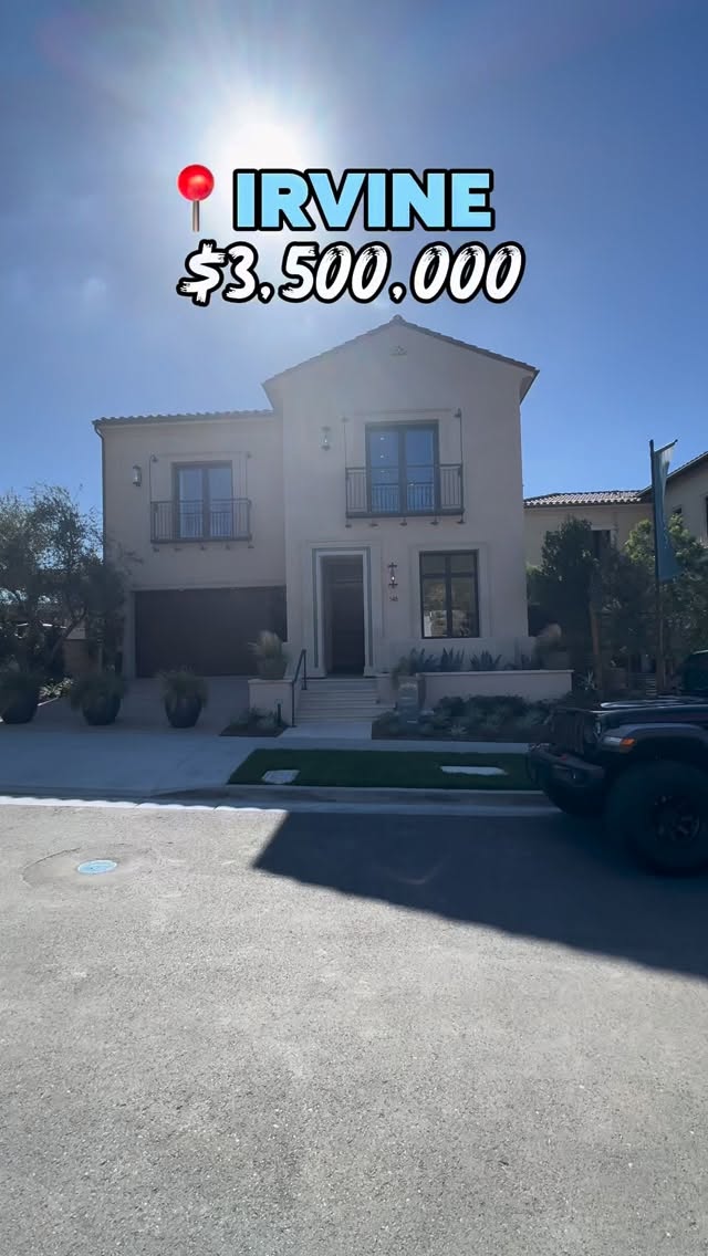 Secluded behind private gates where elegance meets exclusivity. These 2-story homes offer comfort, tranquility and views😍.
Project Highlights:
Living area: 3500sqft - 4572sqft
Lot size: 4500sqft - 7000sqft
Priced at $3.5M for smaller lots
And $5.5M for larger lots
Gated Community
Top rated school district
HOA is $975 monthly
Homes will be available Summer of 2026✨
Comment “Vista” or send me a dm if interested✨
🙋🏽♀️ ChiChi Achara, SoCal REALTOR
📲 949-545-4309
📧 SocalRealtorChi@gmail.com
🌎 www.chichiachara.com
📍 Orange County, CA
#irvine #irvinecalifornia #orchardhills #newconstruction #orangecountyrealtor #irvinerealtor