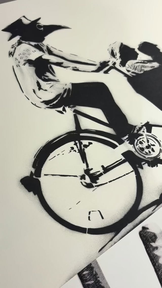 CANEVIL
Vi gleder oss til å vise dere et stort utvalg av hans kunstverk. Velkommen innom oss & nyt gatekunst fra Bergen!
Åpent galleri/
Hverdager 10-17
Lørdag 10-16
Søndag 12-16
•
@canevil_kunst @tromsosentrum #gatekunst #gallery #art #tromsøsentrum #søndagsåpent