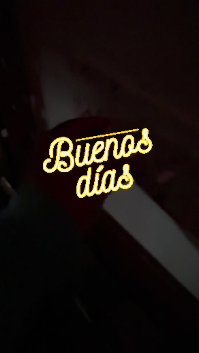 Preparando el transporte de decoracion de 300 personas de nuestra bodega a uno de los salones. Acompañanos!