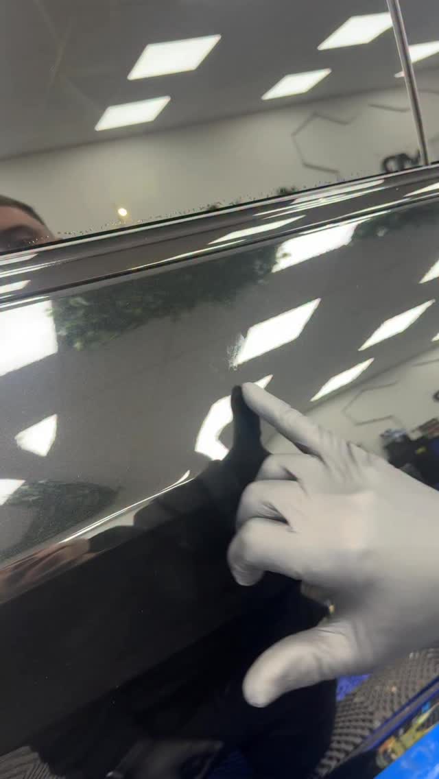 Removing bird poo the correct way
#detailing #details #birdpoo #sanding