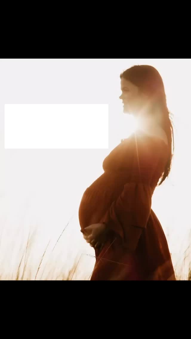 🌿 La grossesse, une aventure à vivre en harmonie
La grossesse est un moment précieux, mais elle peut aussi s’accompagner de petits désagréments : nausées, fatigue, douleurs, stress… Et si la réflexologie vous aidait à retrouver confort et équilibre, de manière douce et naturelle ?
En tant que réflexologue à Rennes, je vous propose un accompagnement sur mesure dès le 4ème mois de grossesse pour contribuer à :
✨ Soulager les maux du quotidien (nausées, lombalgies, troubles digestifs…)
✨ Apaiser le mental (stress, anxiété, difficultés à dormir)
✨ Vous préparer en douceur à l’arrivée de votre bébé
Un temps pour vous, pour écouter votre corps et vivre sereinement cette période unique.
🔆 Avez-vous déjà essayé ?
Je m’appelle Aurore et depuis mon installation en tant que réflexologue je me forme tout au long de l’année pour mieux vous accompagner : certificat d’herboristerie, étude de l’anatomie, etc.
💡 Pour en savoir plus, retrouvez mon article sur le blog : www.ressource-aurore.fr
📅 Envies de tester ? Réservez votre séance directement depuis le site avec votre compte Planity ou par téléphone.
#RéflexologieRennes #GrossesseSereine #BienÊtreFemmeEnceinte #MaternitéNaturelle #RéflexologiePérinatale #FemmeEnceinteBretagne #SoinNaturelGrossesse #RéflexologueÀRennes #PréparationÀLAccouchement #BienNaîtreRennes