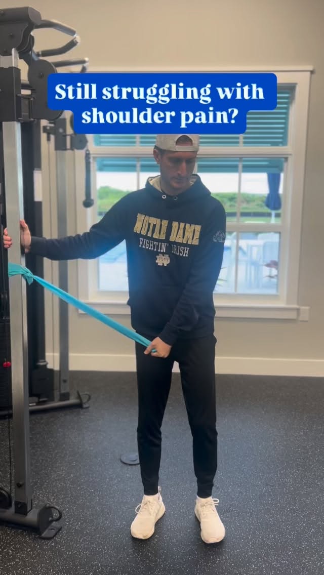 âĄïž If you have shoulder pain give this progression a try!
Most traditional PT or Chiro spots will never progress you past the yellow Theraband. Time to elevate your rehab.
đ„SHOULDER ABDUCTION PROGRESSIONđ„
1) Banded shoulder abduction - Easy starting point if you have an acute injury or chronic shoulder pain. Make sure itâs challenging by increasing resistanceâonce itâs too easy, time to move on.
2) Isometric holds - Try these at different angles and make sure to hold long enough to fatigue the muscle. I like to hold at each position for 15s in each rep to make it challenging.
3) Lateral raises (short lever) - Keeping your elbows bent can decrease pain initially to allow us the ability to work on more weighted abduction.
4) Lateral raises - More challenging than short lever. Progress to these when you feel comfortable.
5) Cable lateral raises- These can be very challenging. Start off with light weight and increase as you make progress.
Feel like you need more help?
Click the link in bio or DM us shoulder
#rehabchiro #bocaraton #shoulderpain #chiropractor #lifting #rehab #portstlucie