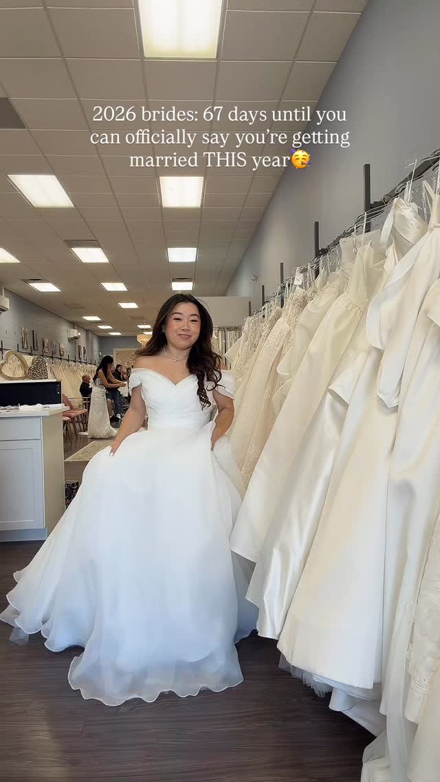 imagine walking down the aisle to this whimsical and timeless @missstellayork dress on their wedding day🥹
.
.
.
#bayarea #weddingdressshopping #weddingdresstryon #whimsicalwedding #gardenwedding #classicweddingdress #timelessweddingdress #pleasanton #princessdiaries