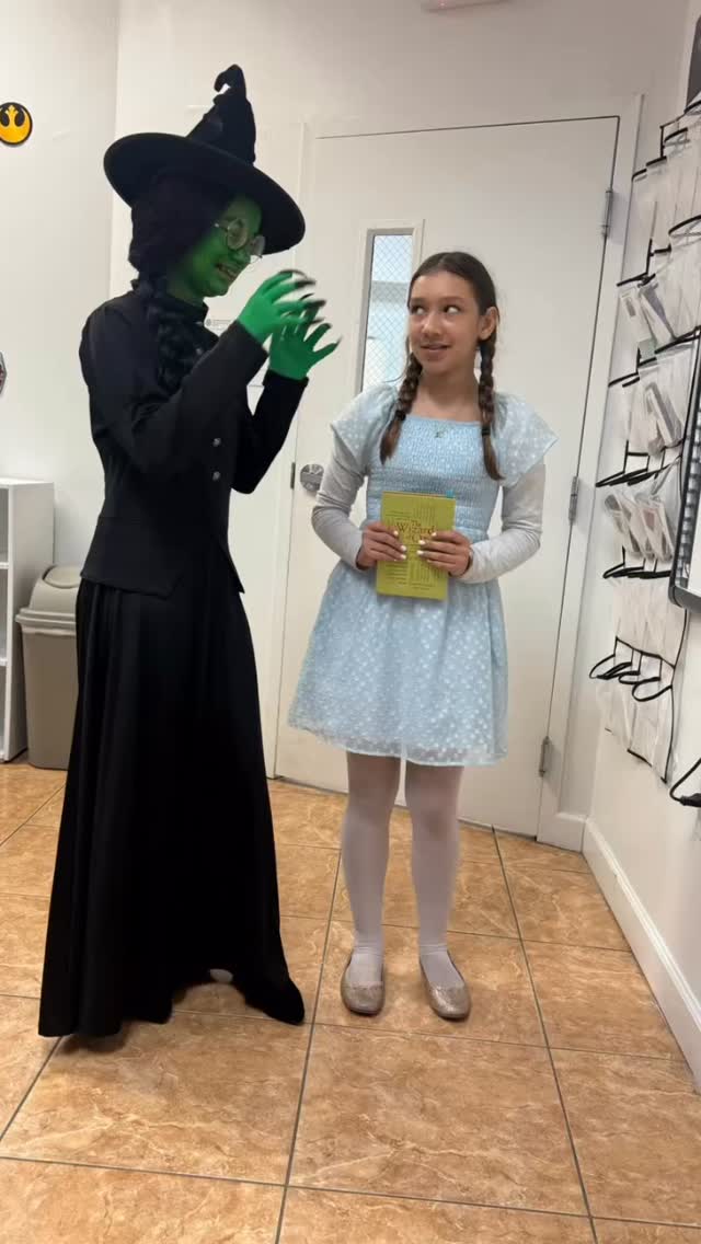 Boo! 👻 Our students had a frightfully fun day celebrating Halloween!
From creative costumes to pumpkin smiles, it was all treats and no tricks at Brito Miami Private🎃
Have a safe and candy-filled evening! 🍭
#HappyHalloween #SpookyFun #WeLoveOurStudents