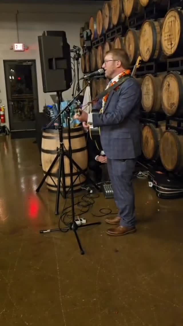 Next to You. I wrote this song for my wife. This is me playing it at our wedding. It was an incredible evening surrounded by friends and family.
A little backstory on the song. We were dating long distance for a couple years so we could choose where to meet up and go on dates. A few of the dates were New Zealand, Japan, Hawaii, California, Nevada, New York, Wisconsin, and Illinois.
#singersongwriter #songwriter #altfolk #americana #livemusic #folkrock #wedding #musician #nexttoyou