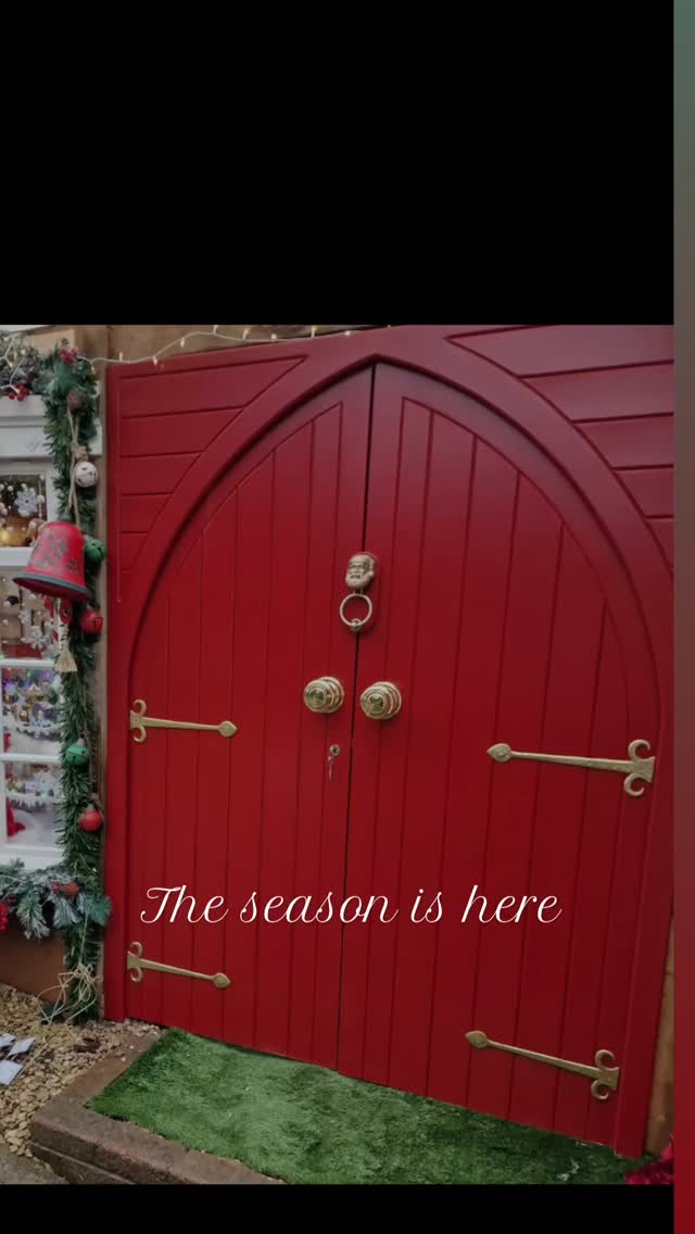 Christmas Season Starts.
Our pre Christmas delivery schedules is full and the rush to complete projects before the big day is well underway.
#Christmas