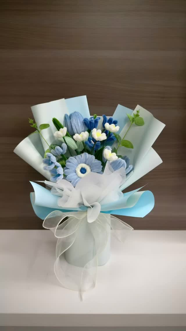 ๐ฉต Blue @bellaniabloom