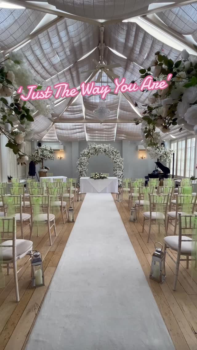 The final chorus of Just The Way You Are, which you would use as the procession get to the front and take their finishing positions, ready for the registrar to begin! This aisle walk here is the beautiful Conservatory at Hadley Park House, and the piano is one delivered by myself!
🎵I’m playing: Just The Way You Are - Bruno Mars (Tim’s Wedding Piano version)
In this video:
Venue @hadleyparkhouse
#justthewayyouare #weddings #weddinginspo #weddinginspiration #weddingvibes #weddingmusic #weddingvibes❤️ #weddingvibes💍 #weddingmusic #realweddings