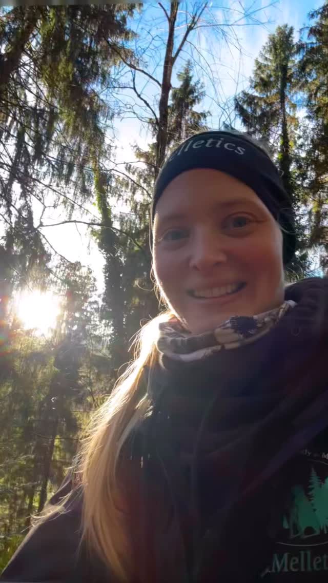 Simonswald 4 °C – Heat Up Your Body on Tour 🔥
Full-body training — with or without baby.
Even at 4 degrees, we keep moving — no excuses. ❄️
Every tour is a chance to recharge, build strength, and enjoy the fresh air together.
@hansefit @wellhub @zweitaelerland
#Melletics #FitForLife #MomAndBabyWorkout #NoExcuses #OutdoorTraining #FullBodyWorkout #StrongTogether #FunctionalFitness #Motivation #Simonswald