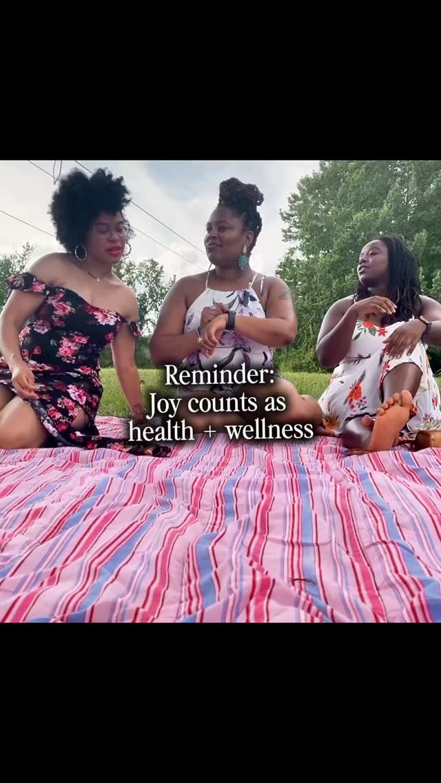 Your circle shapes your health more than you think.
So, remember: laughter, support, and joy-filled moments protect us as we age.