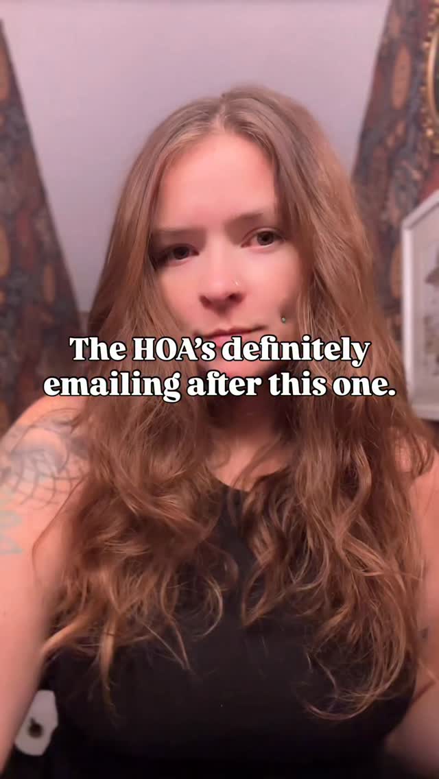 Started from Bikini Bottom now we here! 🍍
#halloween #spongebobsquarepants #bikinibottom #suburbanlife #trickortreat🎃 #costumeideas #patrickstar @spongebob