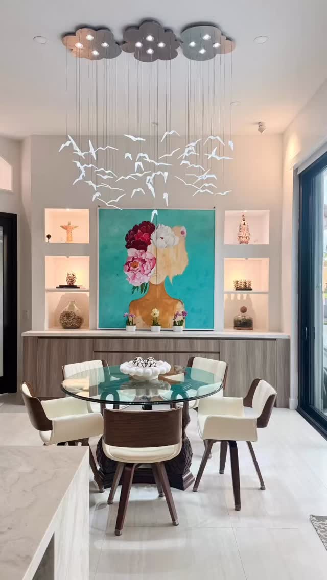 Light that moves, breathes, and speaks.
This sculptural chandelier transforms from day to night. Art suspended in motion, bringing architecture and emotion together.
Its organic form captures stillness and rhythm at once. Paired with colorful pendants over the kitchen island, it becomes the balance point between calm and character.
Because lighting isn’t just illumination, it’s atmosphere, story, and soul.
#LightingDesign #InteriorDesignStudio #ArtAndArchitecture #SculpturalLighting #ModernLuxury #DesignThatMoves #WestonKitchen #InteriorArchitecture #StatementLighting #MLDesignInteriors #RefinedSpaces #LightAsArt