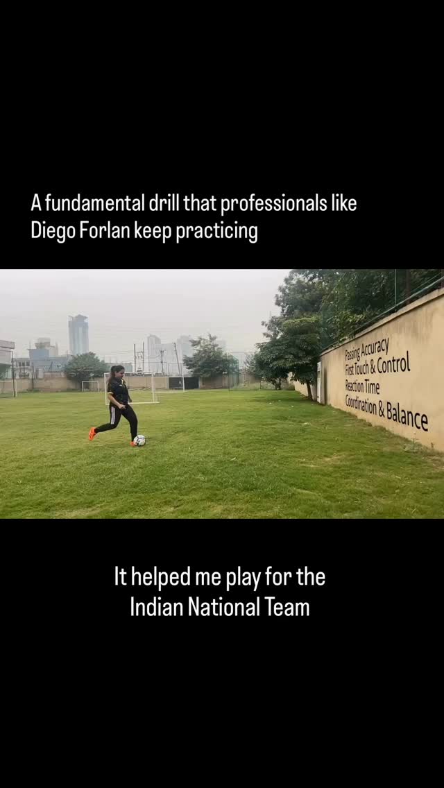 This fundamental football drill is practiced by all beginners, intermediate and advanced players. It will help you take your game to the next level. You can also see players like Diego Forlan, Zidane, Berbatov and James Rodriguez practice this on camera. Here are 3 simple steps to make sure that you’re doing it correctly.
#footballacademy #gurgaon #footballforbeginners